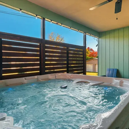 Mountain View Lodge: Pigeon Forge Retreat with Future Hot Tub Exterior photo