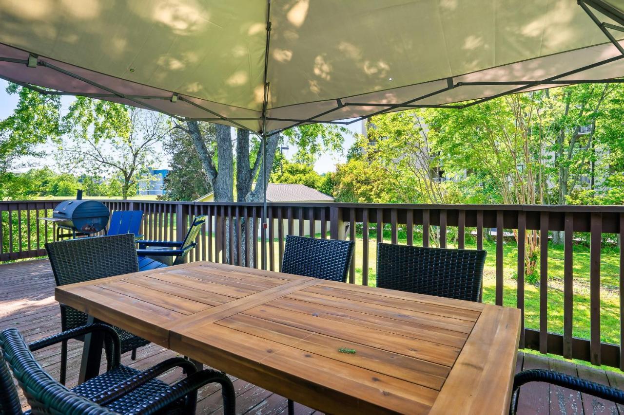 Modern Gem Near Dollywood, Gatlinburg & Smokies - 2 Mins To Pkwy & Strip, Hot Tub, Fire Pit, Cable, Hi-speed Wifi Hébergement de vacances Pigeon Forge